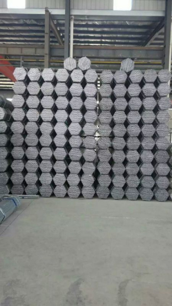 1新鍍鋅管j.jpg